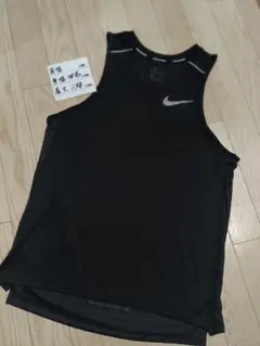 ナイキ ランニング タンクトップ S メンズ 黒 シングレット 反射素材