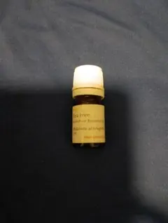 エッセンスオイル ティートゥリー 5ml 残8割のサムネイル