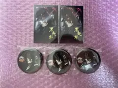鬼滅の刃　黒死牟　チェキ2点　缶バッジ3点　新品