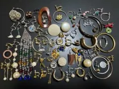 d*3様 豪華大量!イヤリング ピアス 片耳 まとめ売り 65個 ゴールドカラー