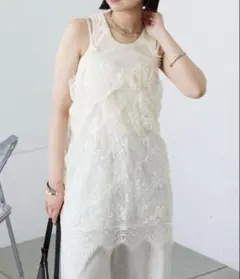 新品未使用　mystic レースVキャミチュニック　オフホワイト