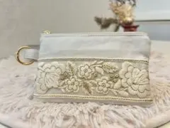 Item thumbnail for item 8bf8cd03-f258-4af6-a30a-a48cf5d7b0f7