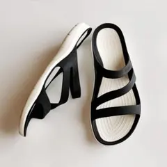 Crocs スウィフトウォーター サンダル ウィメン W9 24.5 25cm