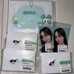 twice this is for オンラインくじ　ミナ　ピンズ　ステッカー