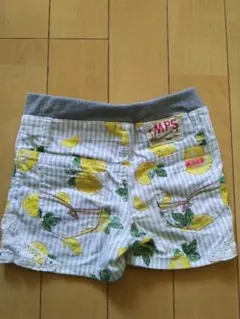 ショートパンツ