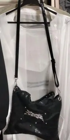 パンク ショルダーバック