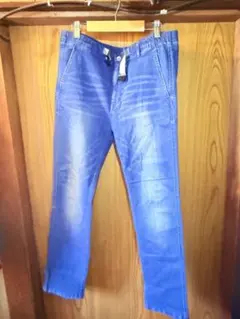 Item thumbnail for item 4ad1eecf-0c8d-4259-a69e-8c6979abcd3a