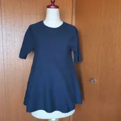 ネイビー 半袖 ペプラム トップスのサムネイル