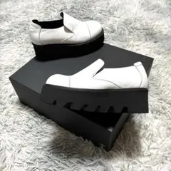 【未使用美品】PUNTA プンタ 超厚底 軽量 スリッポン〈定価13,200円〉