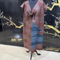 着物リメイク、赤と青のストライプ ノースリーブロングベスト丈110cm