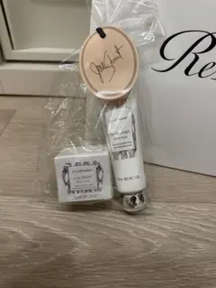 JILLSTUART ハンドクリーム リップバーム ホワイトフローラルのサムネイル