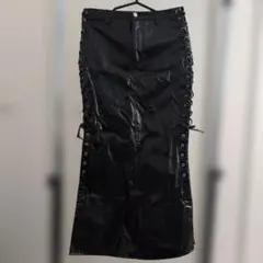 ブラックレザー調 スリットロングスカート