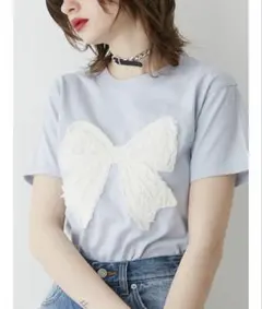 リボンモチーフ 半袖Tシャツのサムネイル