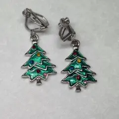 クリスマスツリーイヤリング