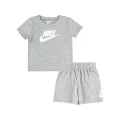NIKE キッズ Tシャツ ショートパンツ セットアップのサムネイル
