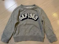GAP トレーナー •スウェット
