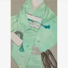 【NEW】美品♡ 春カラー 爽やかなグリーン 正絹 シンプル 小紋 着物