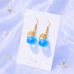 再販【ピアス/イヤリング】猫と風鈴 尻尾が揺れる 推しカラー ブルー