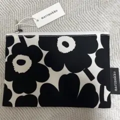 マリメッコ marimekko ウニッコ ポーチ ブラック ホワイト KAIKAのサムネイル
