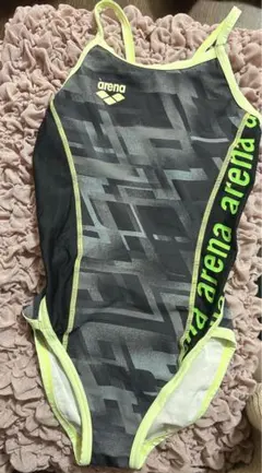 arenaのジュニア水着Mサイズ