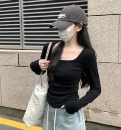 SHEIN スクエアネック　クロップド　長袖Tシャツ　黒　サイドキャザー　L