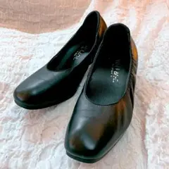 最終値下 アシックス WALLAGE パンプス ミドルヒール 3E 革 22 黒