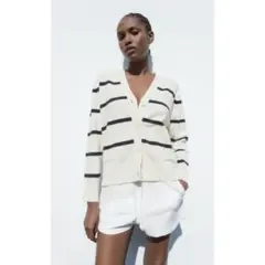 ZARA Vネックニットカーディガン