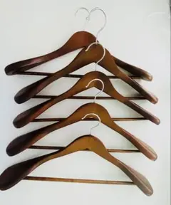 【未使用】洋服用＊木製バンガー＊５本