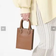 AULENTTI スクエア　2wayショルダーバッグ　本革　ゴールド金具　ミニのサムネイル