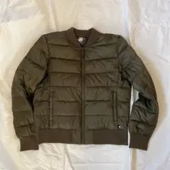 ユニクロ ウルトラライトダウンジャケット　ディズニーコラボ　カーキ