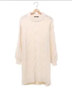 【最終値下げ】INGNI ケーブルニットワンピース オフホワイト Mサイズ