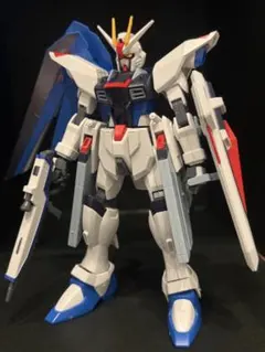 ガンプラ　MG SD フリーダム ガンダム　塗装済み完成品　ジャンク ガンプラ 完成品ジャンク 機動戦士ガンダムSEED MG 1/100