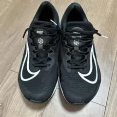 Nike Zoom Fly 5 ランニングシューズ ブラック/ホワイト　27.5