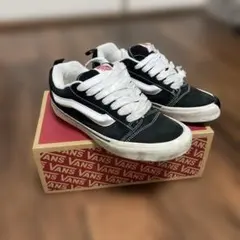 VANS Knu Skool 26cmスケートブラック/ホワイト スニーカー