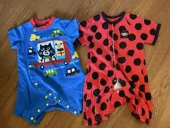 赤と青のロンパースセット