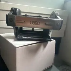 j*1様 Audi フューエルキャップカバー - メルカリ