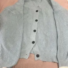 水色カーディガン