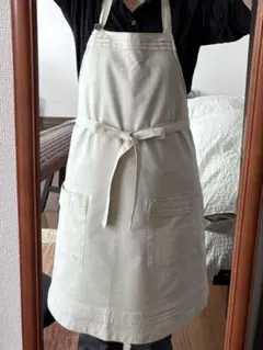 コムサイズム　クリーム色エプロンのサムネイル