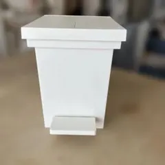 ケユカ蓋付きゴミ箱のサムネイル