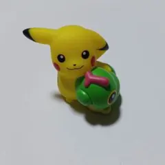 ポケットモンスター　ポケモン　指人形　ピカチュウ　キャタピー