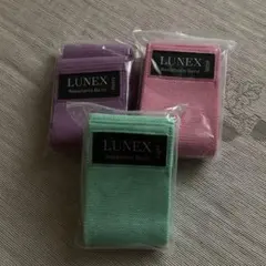 Item thumbnail for item 3d2389e3-927f-4e40-ac49-530e91b4e1f5