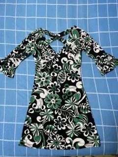 花柄 クロスデザイン ミニワンピースレトロ風「緑✖️黒✖️白」