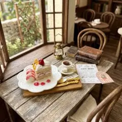ミニチュアスイーツ 苺ショートケーキ 紅茶セット