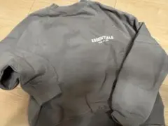 essentials スウェット