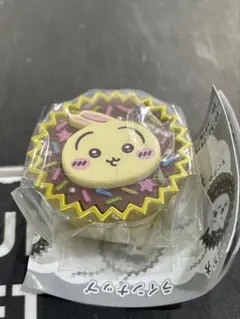 新品未使用　ちいかわ　手作りおやつチャーム　うさぎ