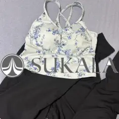 SUKALA スプリングフラワーフレアブラトップ 忘れな草