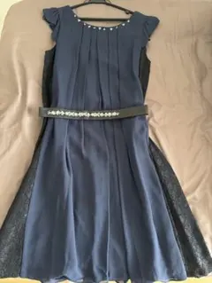 ネイビー フレアドレス ビジュー付き