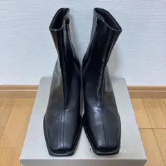 LOWRYS FARM センタープリーツブーツ ブラック