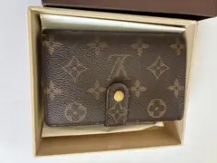 値下げしました！Louis Vuitton ルイ・ヴィトン　二つ折り財布箱付き
