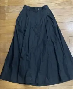 フレアスカートF ブラック　フロントタック　マキシ丈　コットン　ドゥノワール